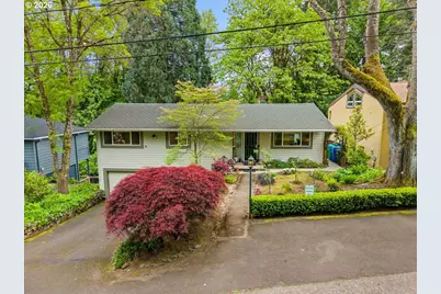 934 SW Cheltenham St, Portland, OR 97239 - Photo 1