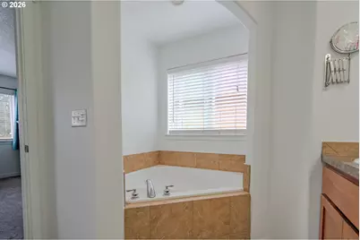 6405 NE 87th Ave, Vancouver, WA 98662 - Photo 17