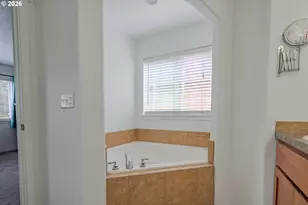 6405 NE 87th Ave, Vancouver, WA 98662 - Photo 17