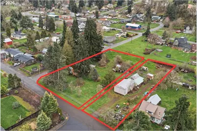 130 C St, Scotts Mills, OR 97375 - Photo 13