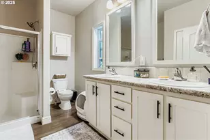 12450 SW Fischer Rd, Tigard, OR 97224 - Photo 15