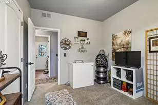 515 SE Sheridan Rd, Sheridan, OR 97378 - Photo 15