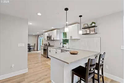 1903 E Orchard Dr, Newberg, OR 97132 - Photo 7