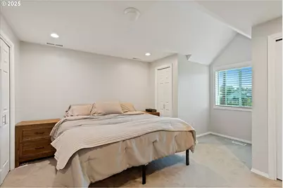 1903 E Orchard Dr, Newberg, OR 97132 - Photo 17