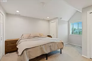 1903 E Orchard Dr, Newberg, OR 97132 - Photo 17