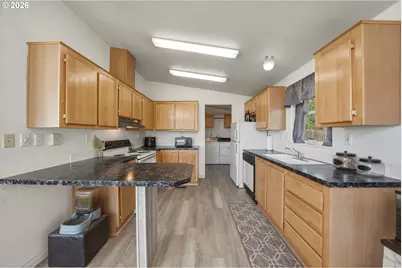 84889 Triangle Station Rd, Milton-Freewater, OR 97862 - Photo 15