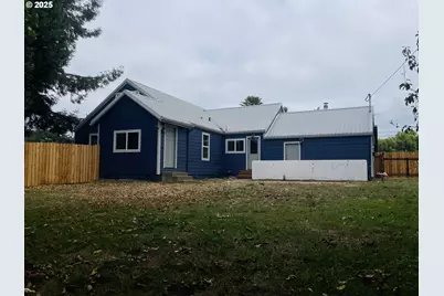 890 2nd St SE, Bandon, OR 97411 - Photo 31