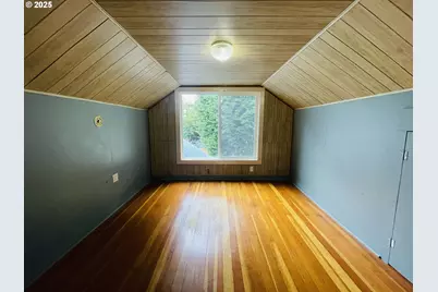 890 2nd St SE, Bandon, OR 97411 - Photo 21