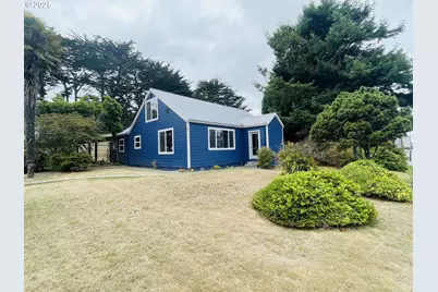 890 2nd St SE, Bandon, OR 97411 - Photo 1