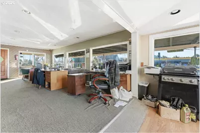 150 SE 82nd Ave, Portland, OR 97216 - Photo 15