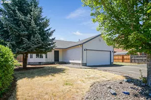 1033 E St, Independence, OR 97351 - Photo 3