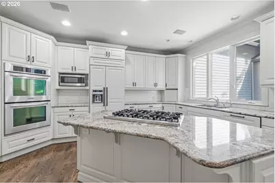 10825 SW Avocet Ct, Beaverton, OR 97007 - Photo 11