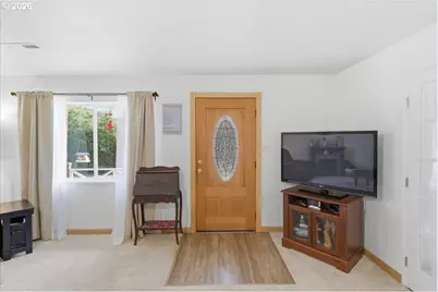 2295 Cedar St, Sweet Home, OR 97386 - Photo 3