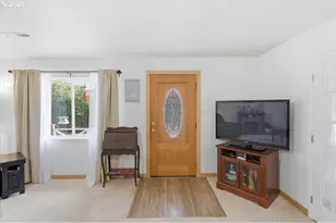 2295 Cedar St, Sweet Home, OR 97386 - Photo 3