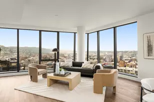 550 SW 10th Ave, Portland, OR 97205 - Photo 5