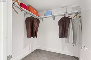 550 SW 10th Ave, Portland, OR 97205 - Photo 21