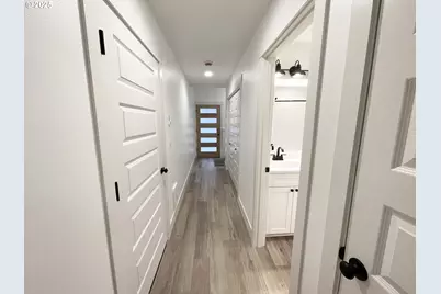 79 NW Lasher St, Stevenson, WA 98648 - Photo 7