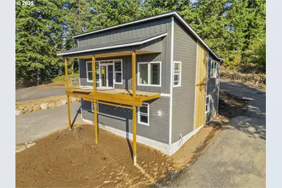 79 NW Lasher St, Stevenson, WA 98648 - Photo 1