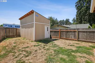 633 N Grant St, Newberg, OR 97132 - Photo 25