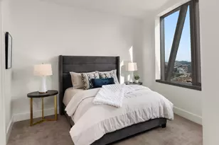 550 SW 10th Ave, Portland, OR 97205 - Photo 11