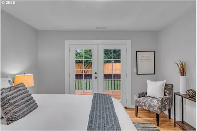 8730 NE Davis St, Portland, OR 97220 - Photo 19