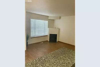 880 SE 193rd Ave, Portland, OR 97233 - Photo 3