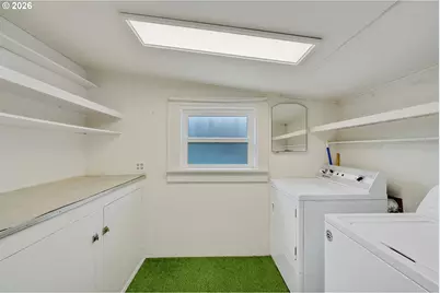 207 2nd St, Garibaldi, OR 97118 - Photo 11