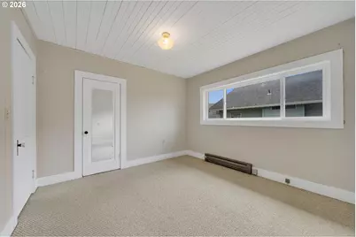 207 2nd St, Garibaldi, OR 97118 - Photo 7