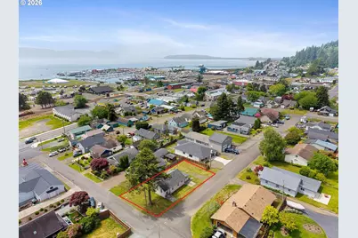 207 2nd St, Garibaldi, OR 97118 - Photo 23