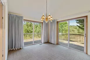 1030 Garden Grove Dr, Roseburg, OR 97471 - Photo 5