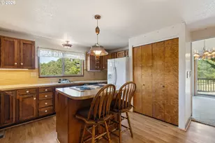 1030 Garden Grove Dr, Roseburg, OR 97471 - Photo 9