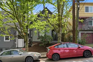 322 S Whitaker St, Portland, OR 97239 - Photo 3