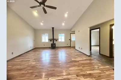 19400 S Frank Rd, Colton, OR 97017 - Photo 11