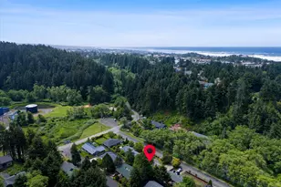 2750 NE Harney Dr, Newport, OR 97365 - Photo 45