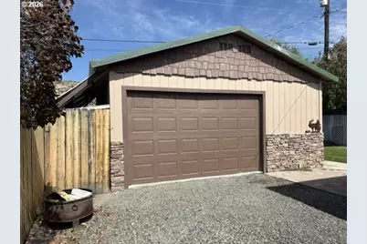 311 NW 3rd Ave, John Day, OR 97845 - Photo 23