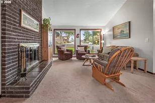 8825 SW Sorrento Rd, Beaverton, OR 97008 - Photo 5