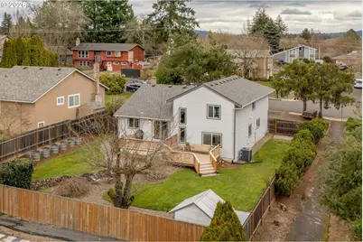 8825 SW Sorrento Rd, Beaverton, OR 97008 - Photo 39