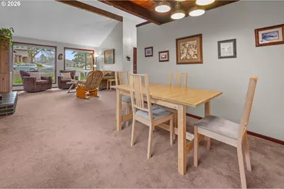 8825 SW Sorrento Rd, Beaverton, OR 97008 - Photo 9