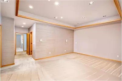 2020 SW Market Street Dr #102, Portland, OR 97201 - Photo 23