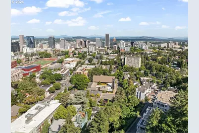 2020 SW Market Street Dr #102, Portland, OR 97201 - Photo 9