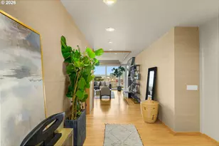 2020 SW Market St Dr, Portland, OR 97201 - Photo 11