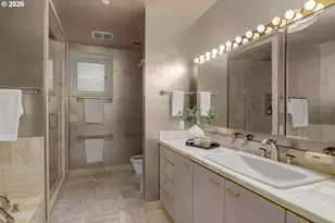 2020 SW Market St Dr, Portland, OR 97201 - Photo 31