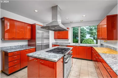 2020 SW Market Street Dr #102, Portland, OR 97201 - Photo 15