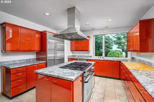 2020 SW Market St Dr, Portland, OR 97201 - Photo 15