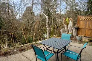 325 N Juniper Ct, Rockaway Beach, OR 97136 - Photo 33