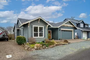 325 N Juniper Ct, Rockaway Beach, OR 97136 - Photo 35