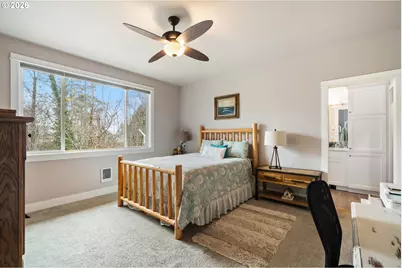 325 N Juniper Ct, Rockaway Beach, OR 97136 - Photo 15