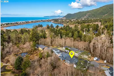 325 N Juniper Ct, Rockaway Beach, OR 97136 - Photo 3