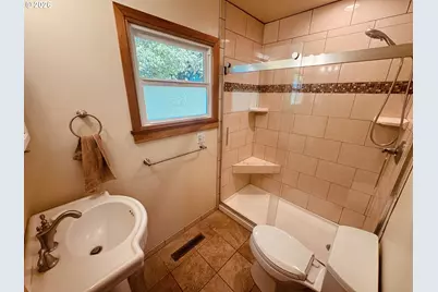 4213 SE Rio Vista St, Milwaukie, OR 97222 - Photo 9
