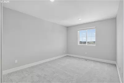 7765 NW Eleanor Ave, Portland, OR 97229 - Photo 9